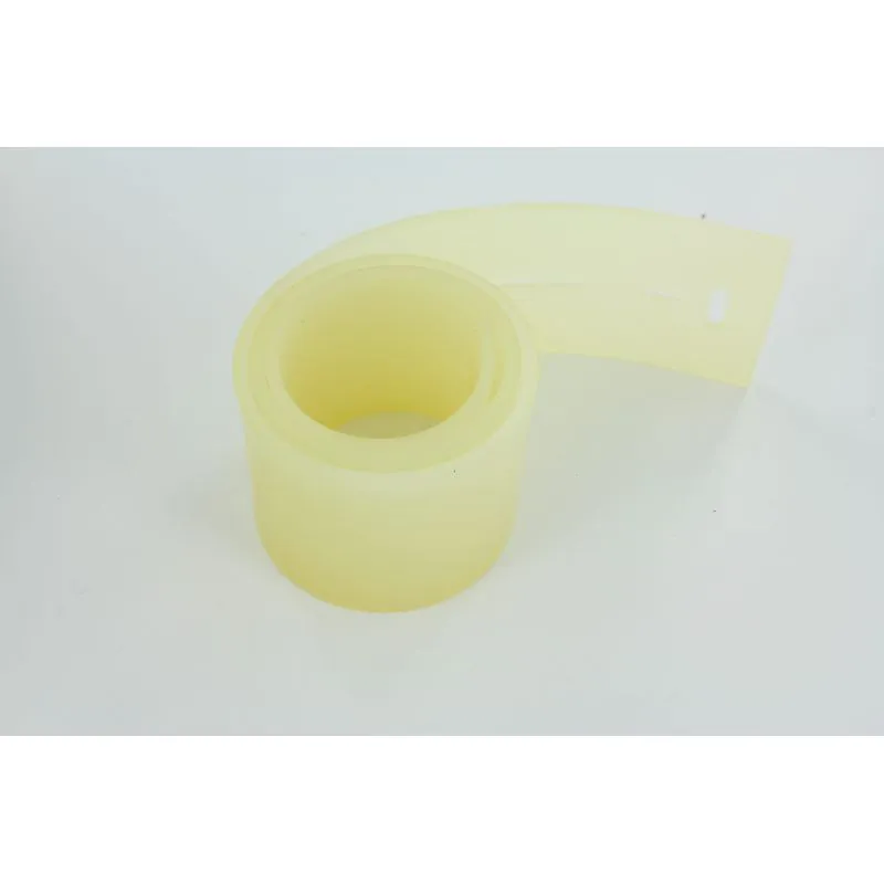 BAVETTE URETHANE ARRIERE POUR AUTOLAVEUSE TENNANT