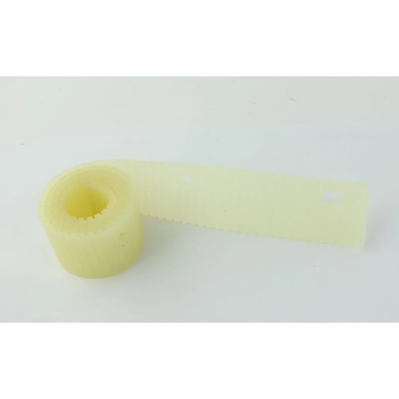 LAMELLE SUCEUR ARRIERE LG690MM P/suceur droit POUR AUTOLAVEUSE TENNANT NOBLES SS2001